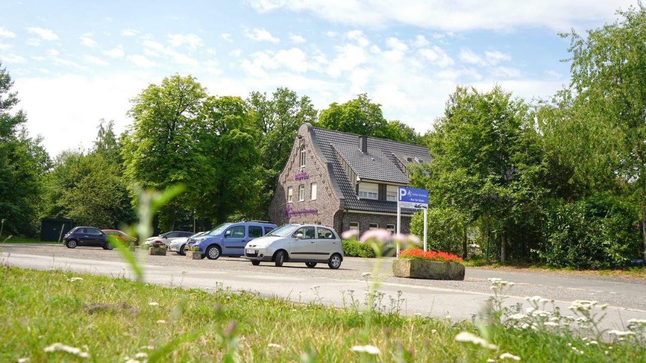 Ds Gronau Hotel *